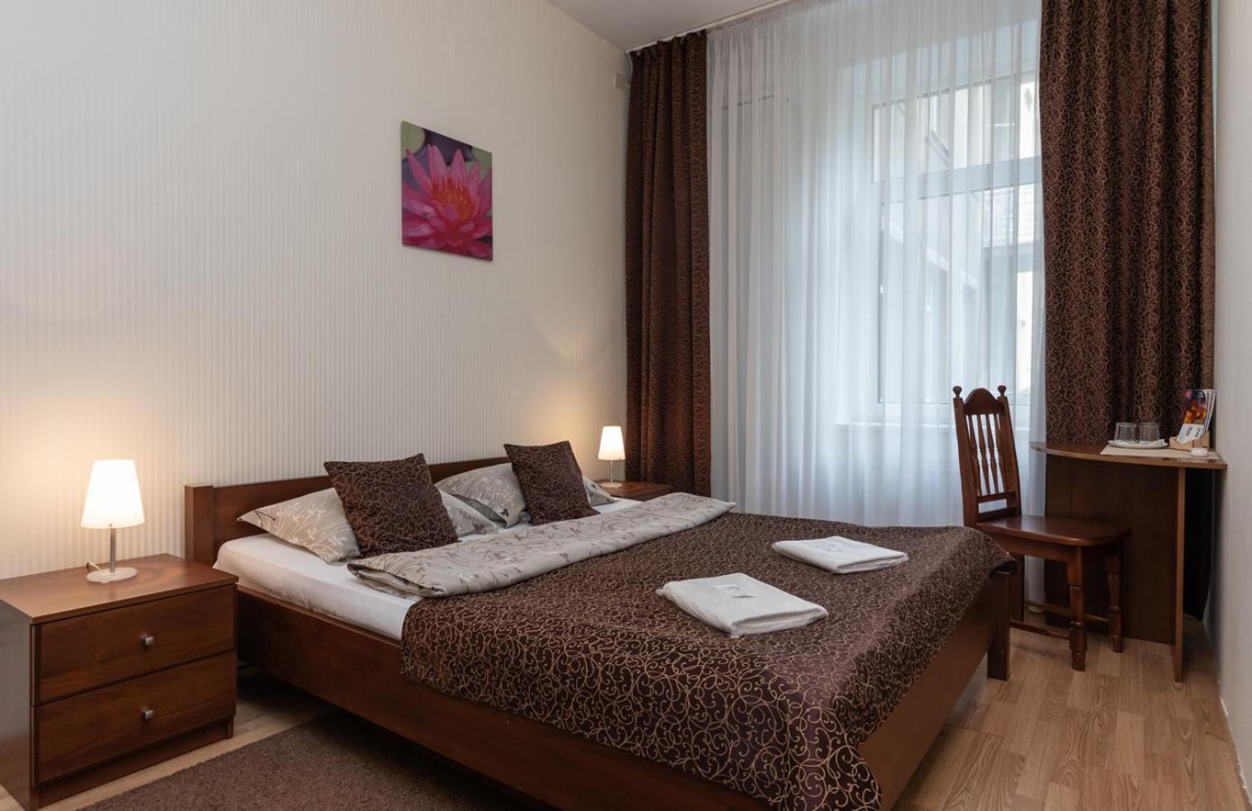 Mini-Hotel Guest Residence Kijev Kültér fotó