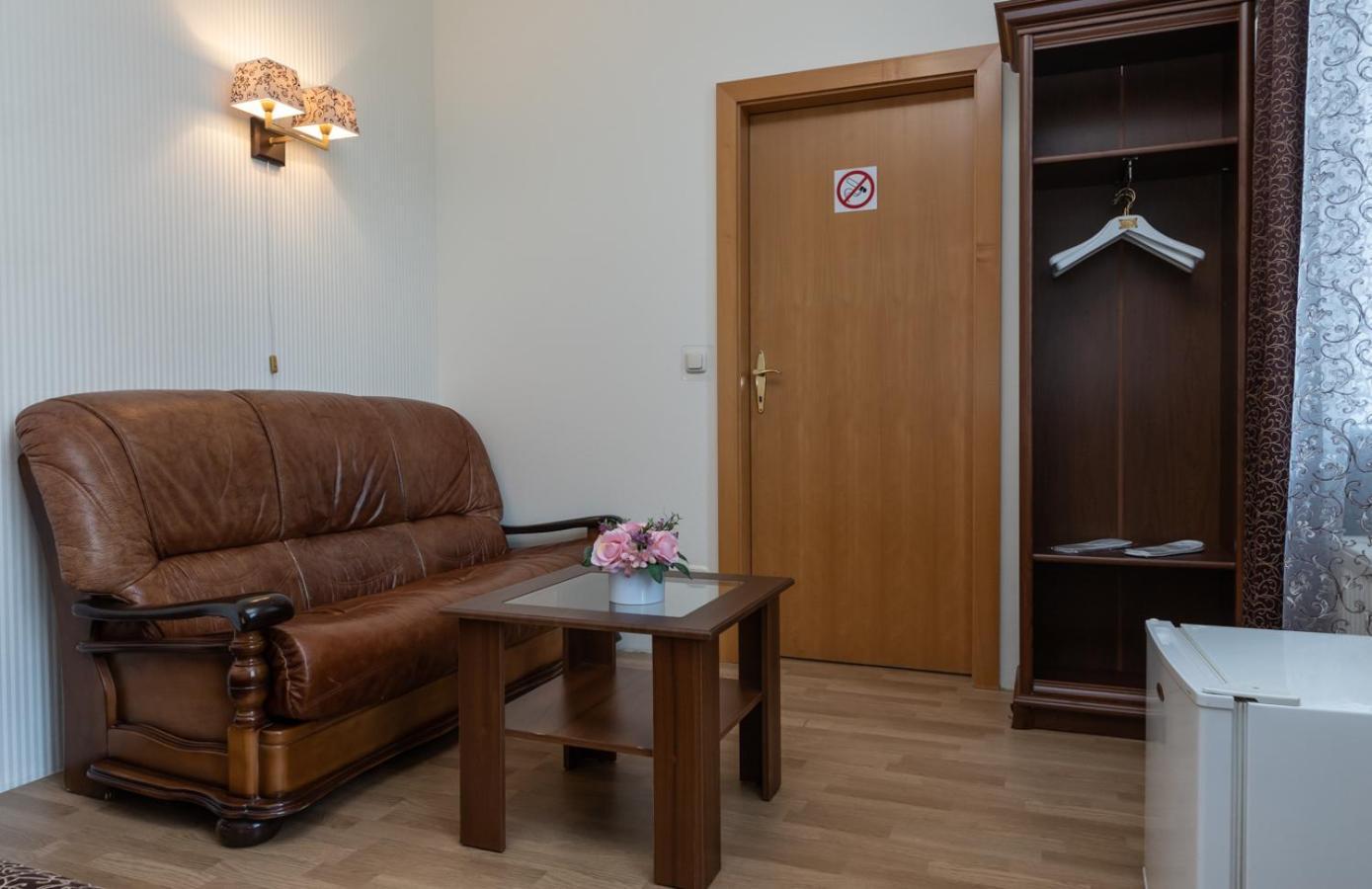 Mini-Hotel Guest Residence Kijev Kültér fotó
